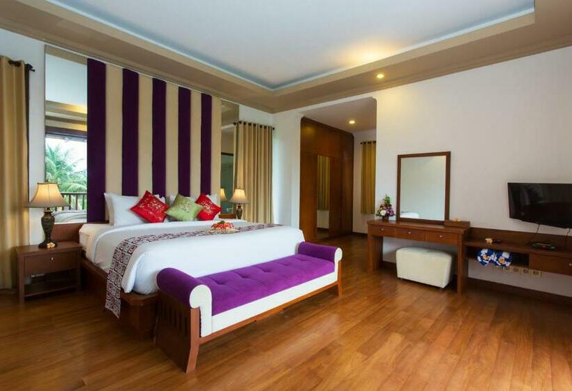 חדר דחוקס עם מיטת קינג, Villa Sabasanti Gianyar