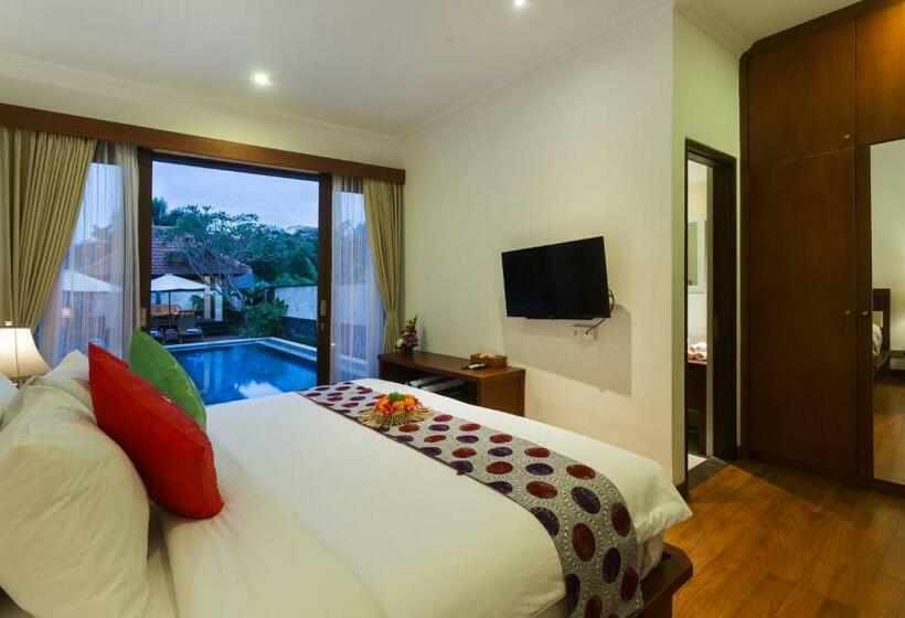 חדר דחוקס עם מיטת קינג, Villa Sabasanti Gianyar