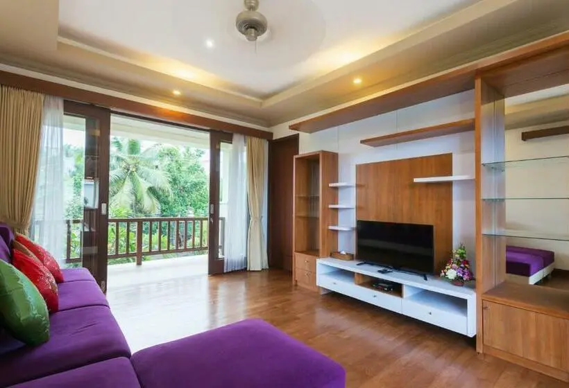 Perhesviitti, Villa Sabasanti Gianyar
