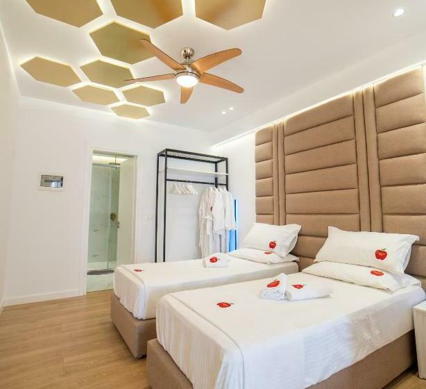 جناح سوبيريور, Adam & Eve Suites