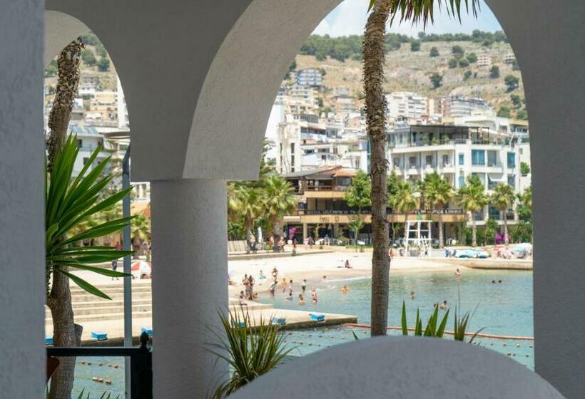 جناح ديلوكس, Adam & Eve Suites