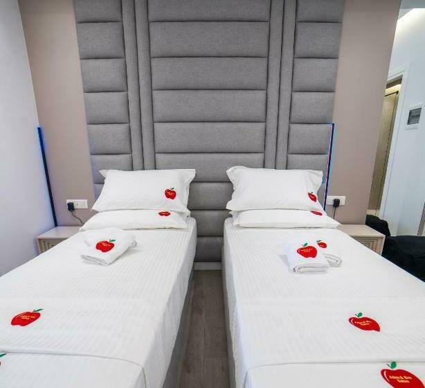 جناح سوبيريور, Adam & Eve Suites