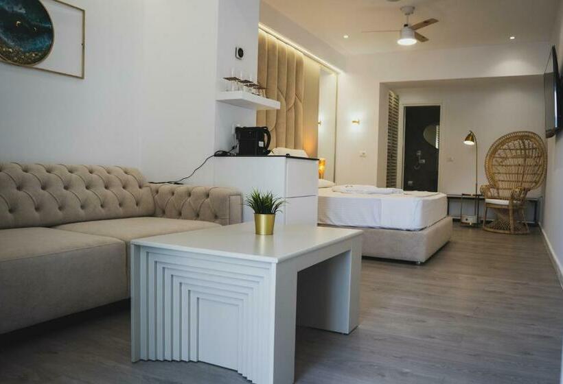 جناح ديلوكس, Adam & Eve Suites