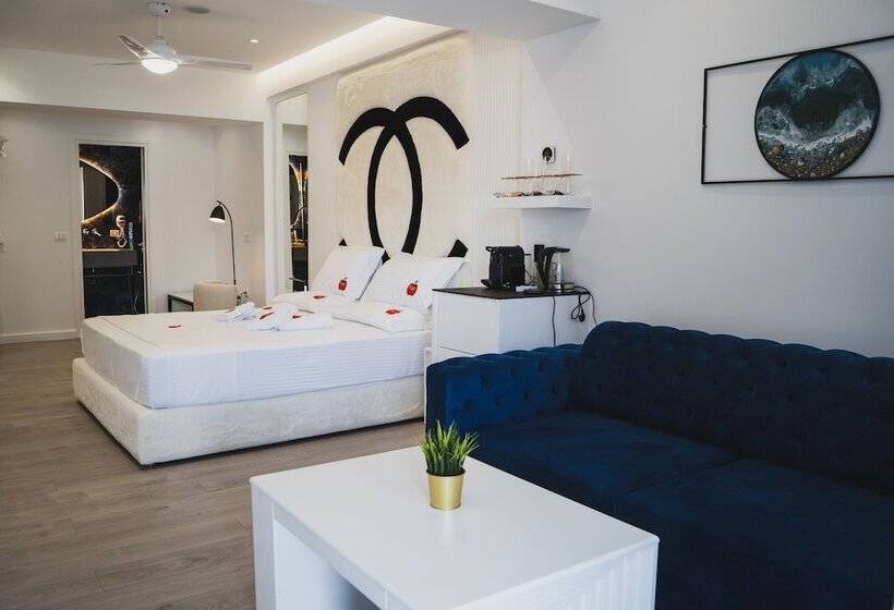 جناح ديلوكس, Adam & Eve Suites