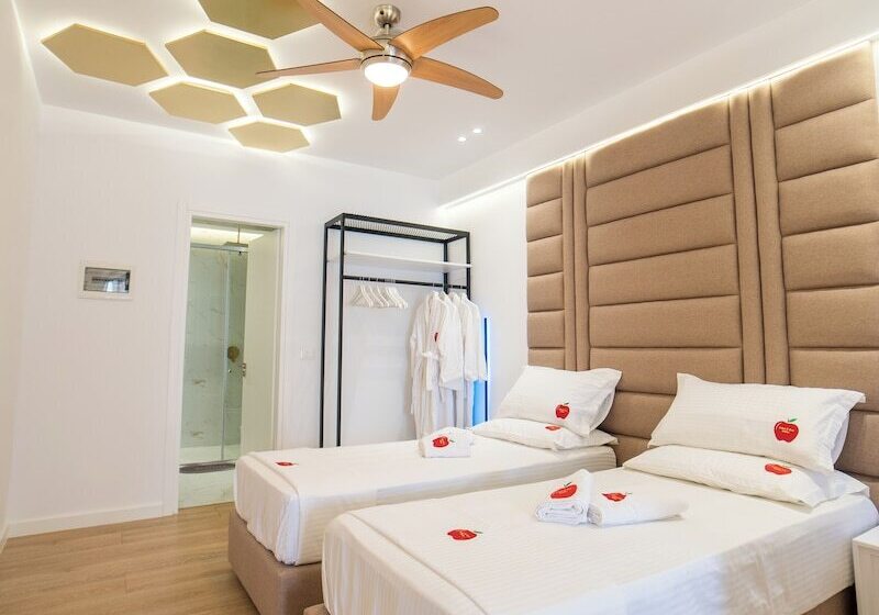 スーペリアースイート, Adam & Eve Suites