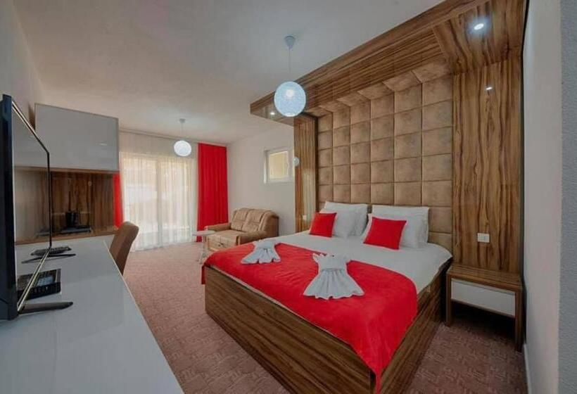 اتاق استاندارد با بالکن, šars