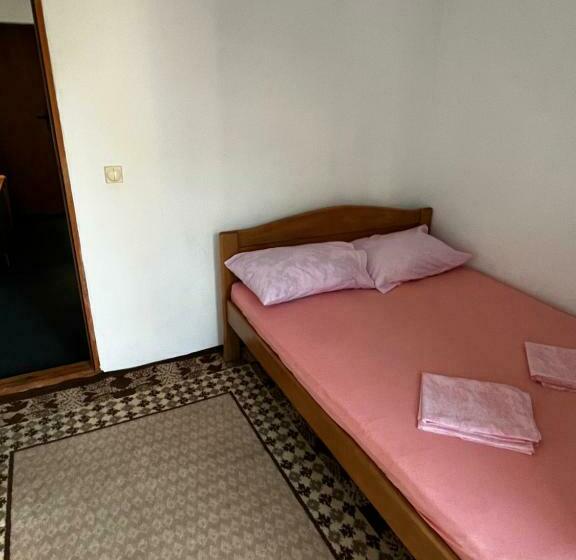 اتاق استاندارد با بالکن, Planet Rooms