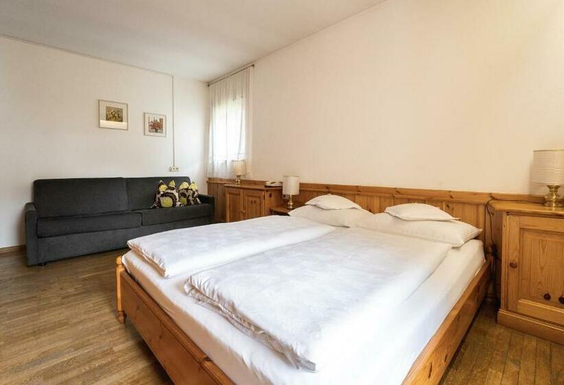 标准间带阳台, Aparthotel Zum Schlössl