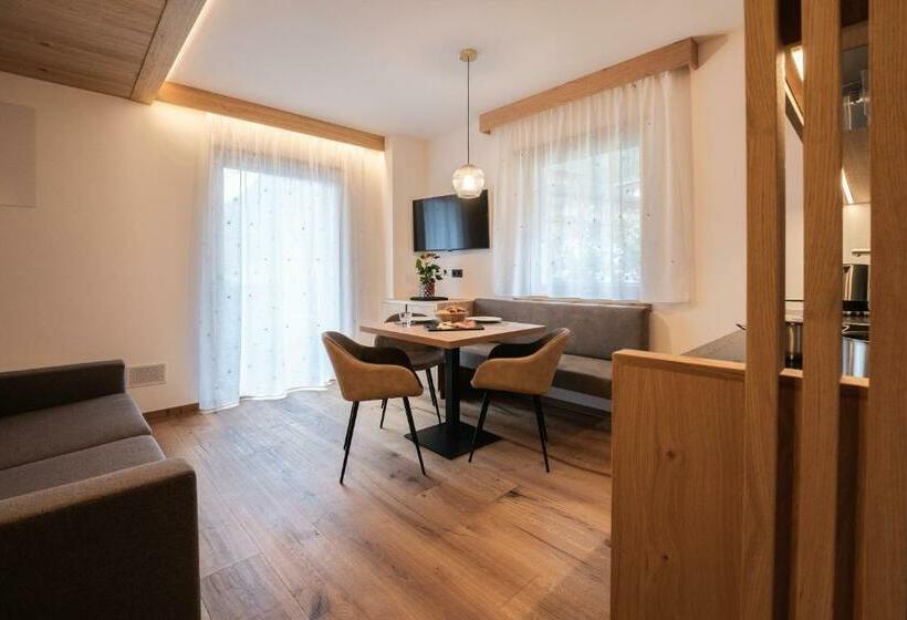 带1个卧室的带阳台的公寓, Aparthotel Zum Schlössl