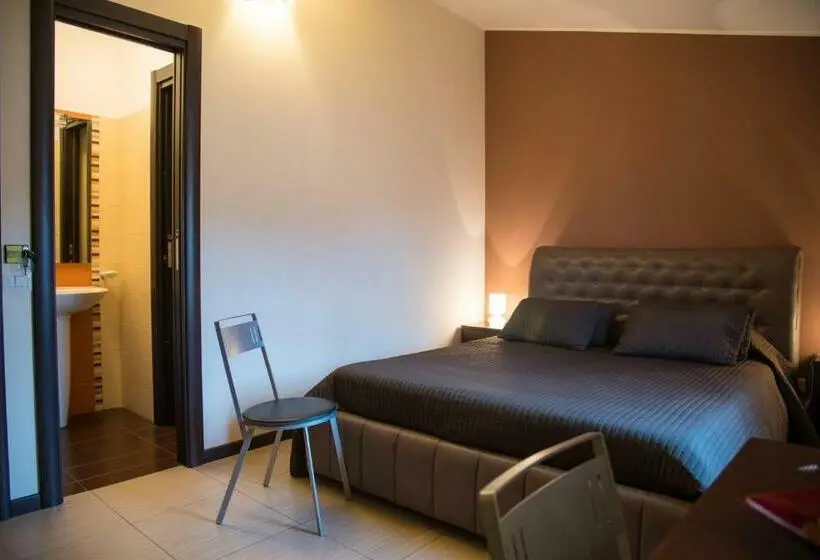 Camera Standard, Acitrezza B&b