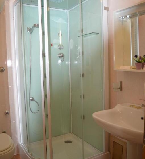 غرفة قياسية, B&b Nonna Valentina