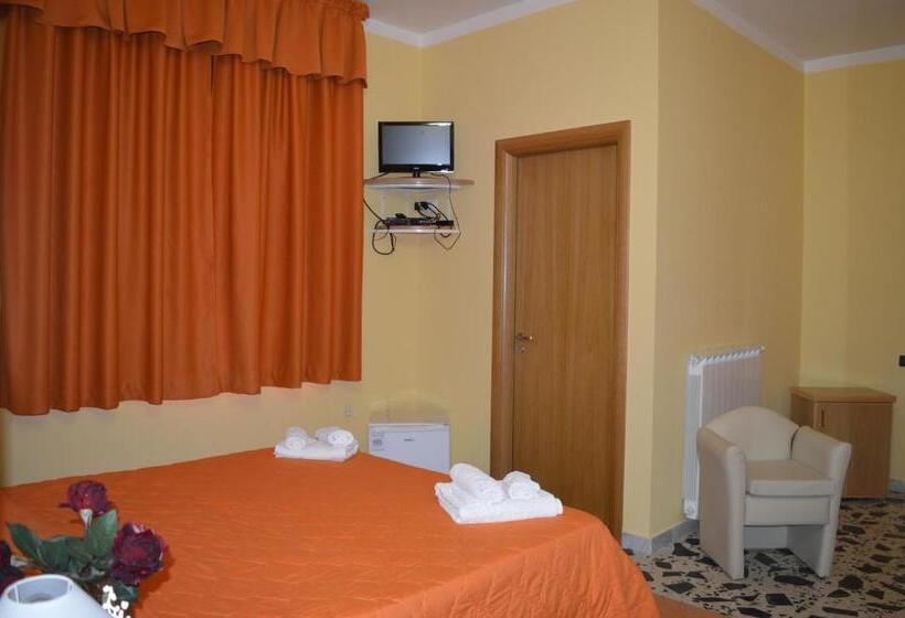 غرفة قياسية ثلاثية, B&b Nonna Valentina