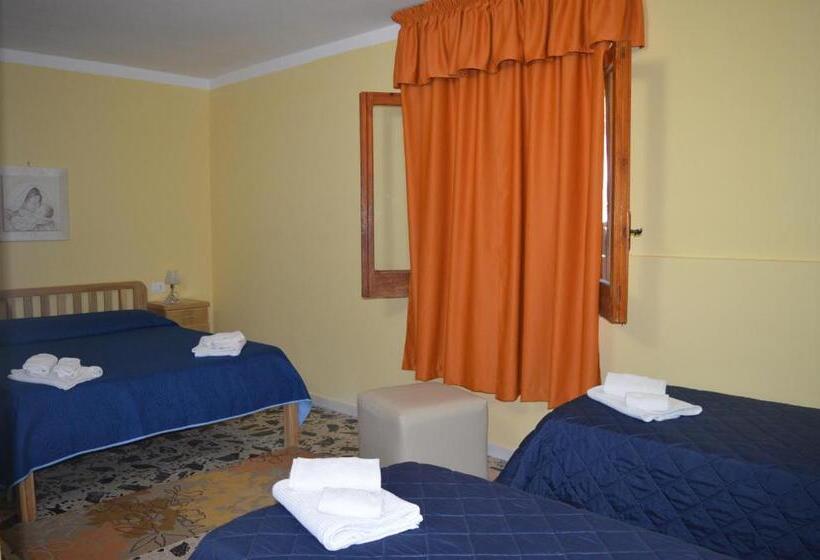 غرفة قياسية رباعية, B&b Nonna Valentina