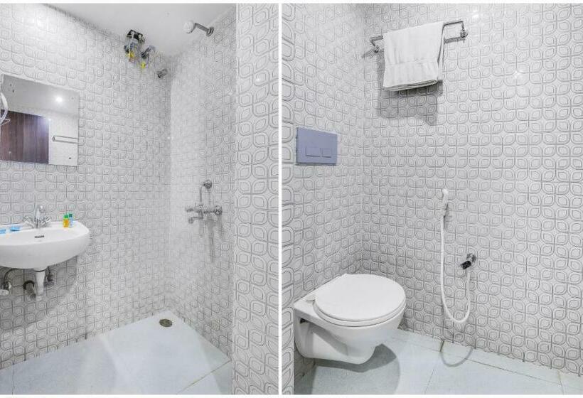 Quarto Deluxe, Fabhotel The Golf Inn