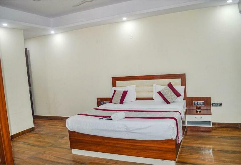 Camera Superiore, Fabhotel The Golf Inn