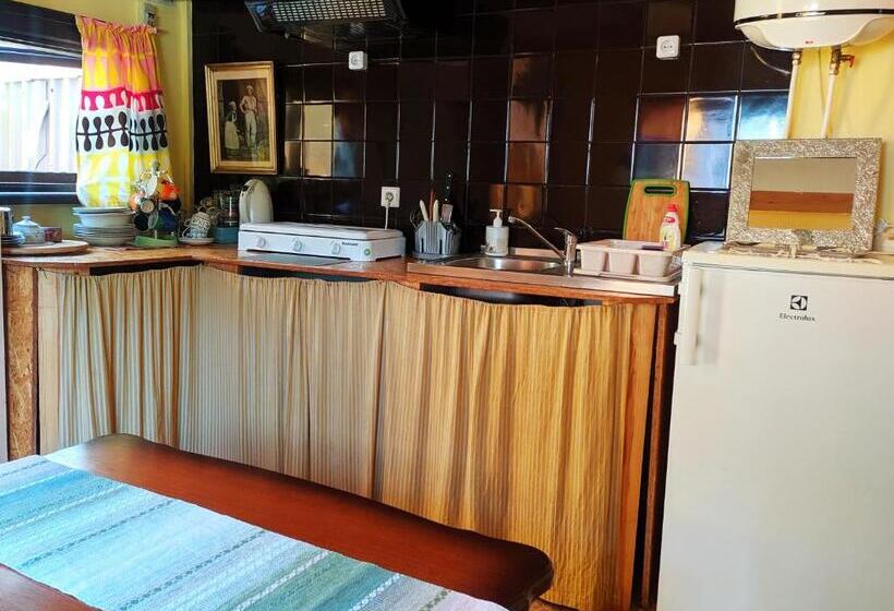 اتاق لوکس, Chill House