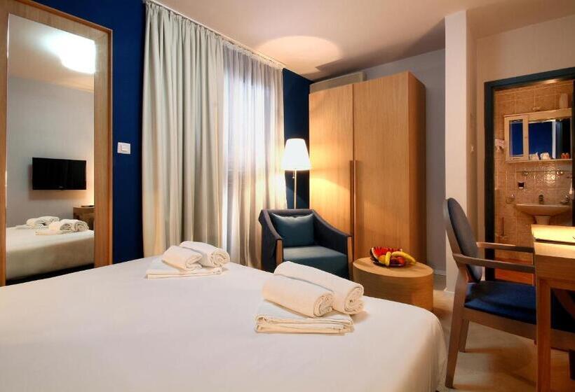 اتاق عادی, Panonija