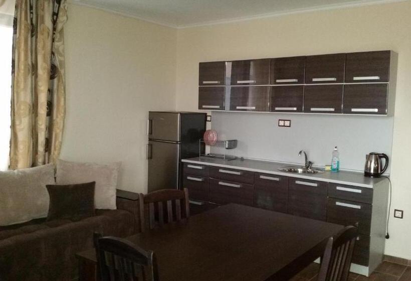 带1个卧室的公寓, Taai