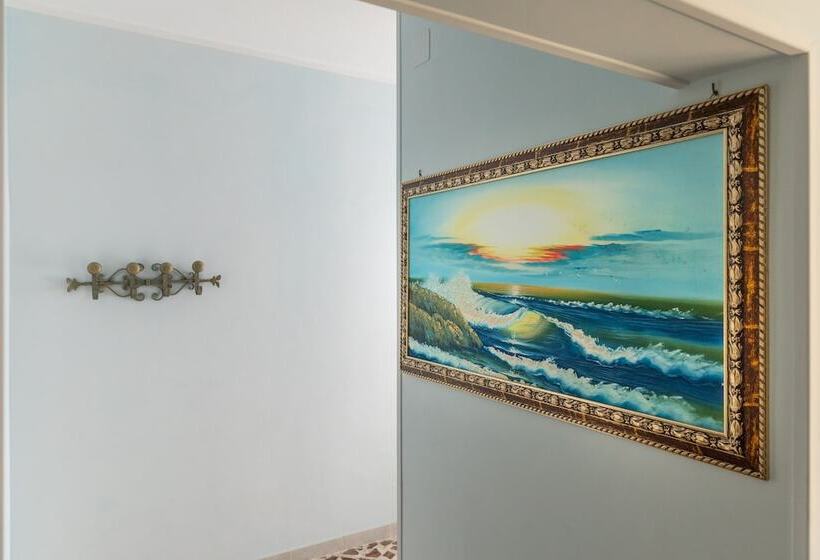 四人标准间, B&b La Mortella