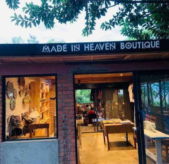 Superior Kamer met Kingsize Bed, Heaven Restaurant & Boutique