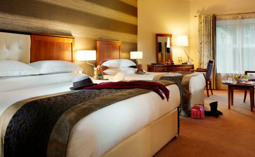 חדר משפתחתי סופריור, Brook Lane