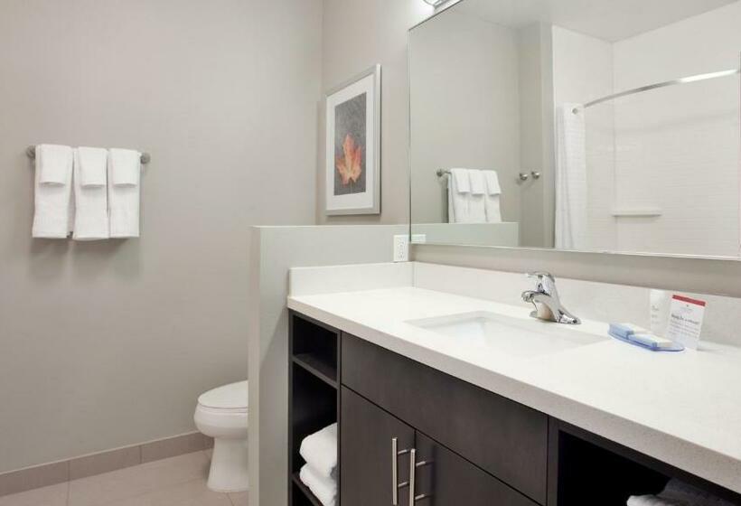 스탠다드 스튜디오, Candlewood Suites Kearney, An Ihg