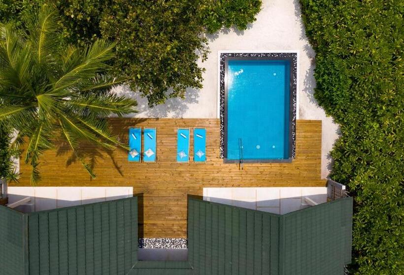 آپارتمان لوکس 2 خوابه, Furaveri Maldives