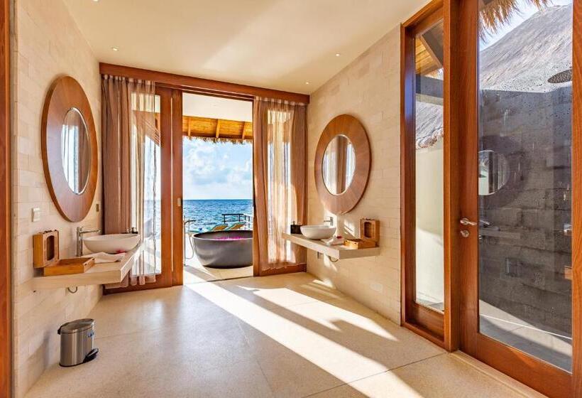 ویلای یک اتاق خوابه با استخر شنا, Furaveri Maldives