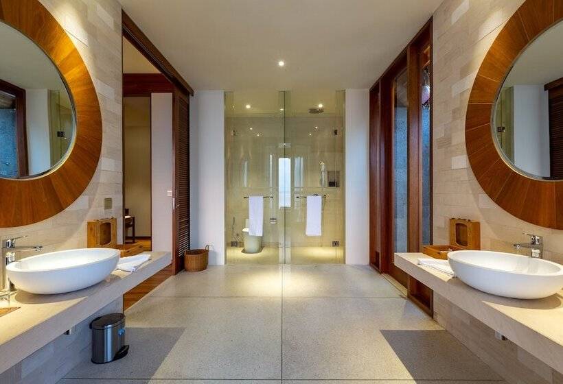 ویلای یک اتاق خوابه با استخر شنا, Furaveri Maldives