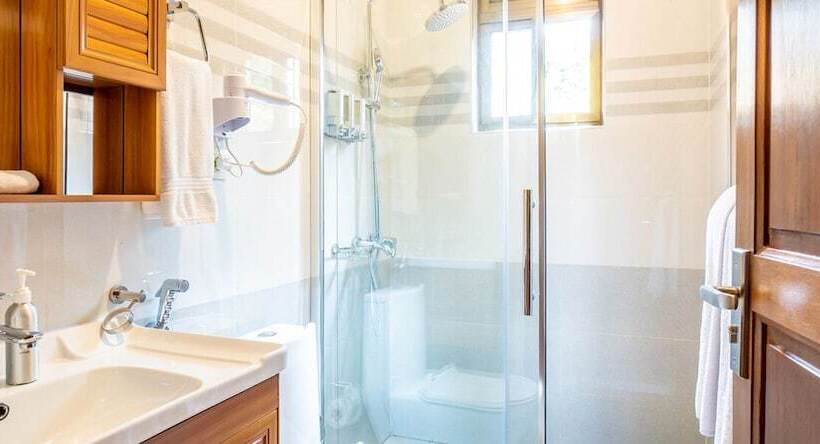 Superior Kamer met Kingsize Bed, Heaven Restaurant & Boutique