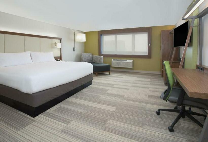 장애인을 위한 킹사이즈 침대 스탠다드 룸, Holiday Inn Express & Suites Ruston, An Ihg