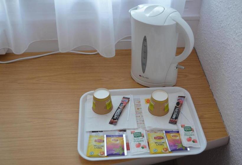 Номер Superior, Initial By Balladins La Rochesuryon