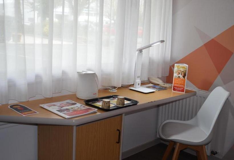 Номер Superior, Initial By Balladins La Rochesuryon