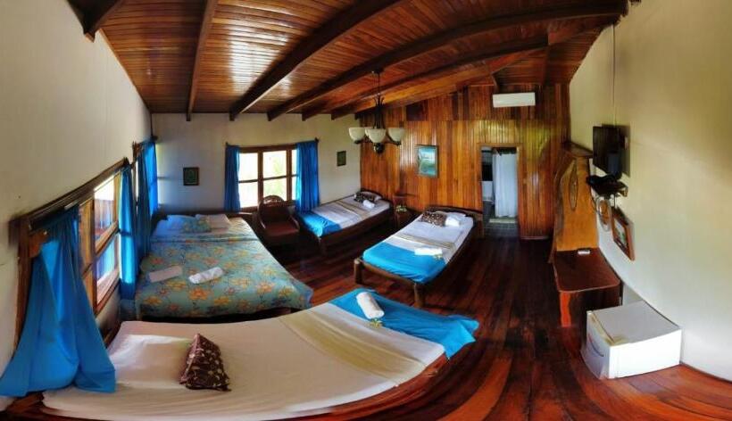 Семейный Номер, La Isla Inn