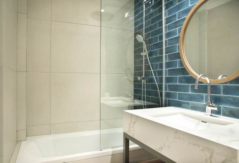 스탠다드 싱글 룸, Mandali