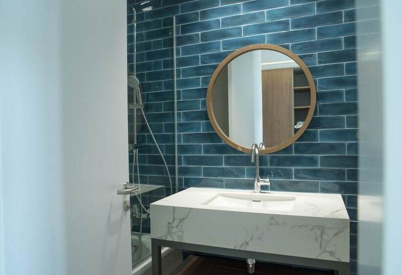 스탠다드 트리플 룸, Mandali