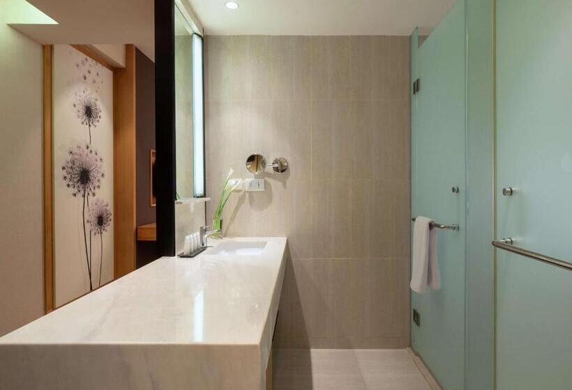 Номер Superior, Radisson Golf & Convention Center Batam