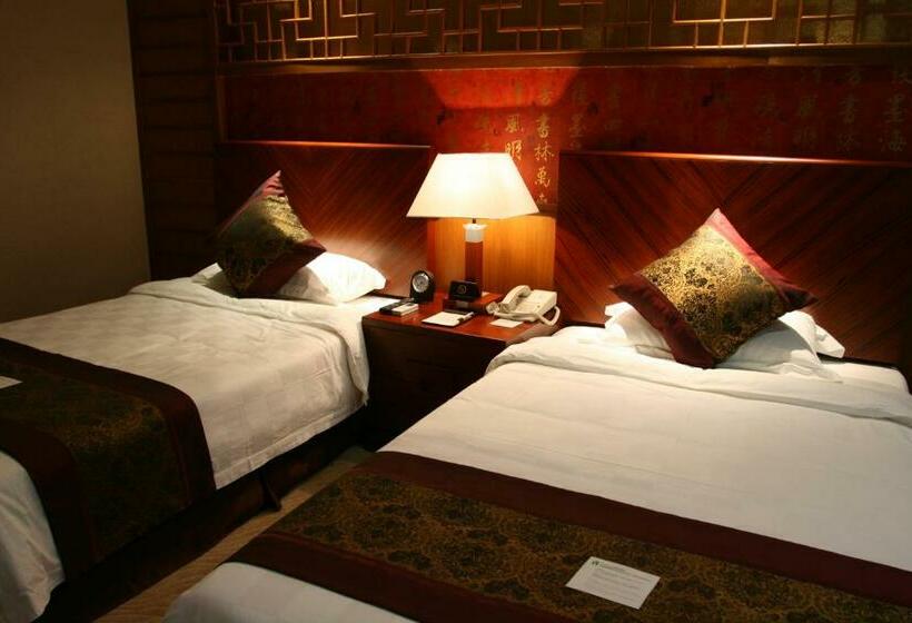 اتاق لوکس, Sogecoa Golden Peacock