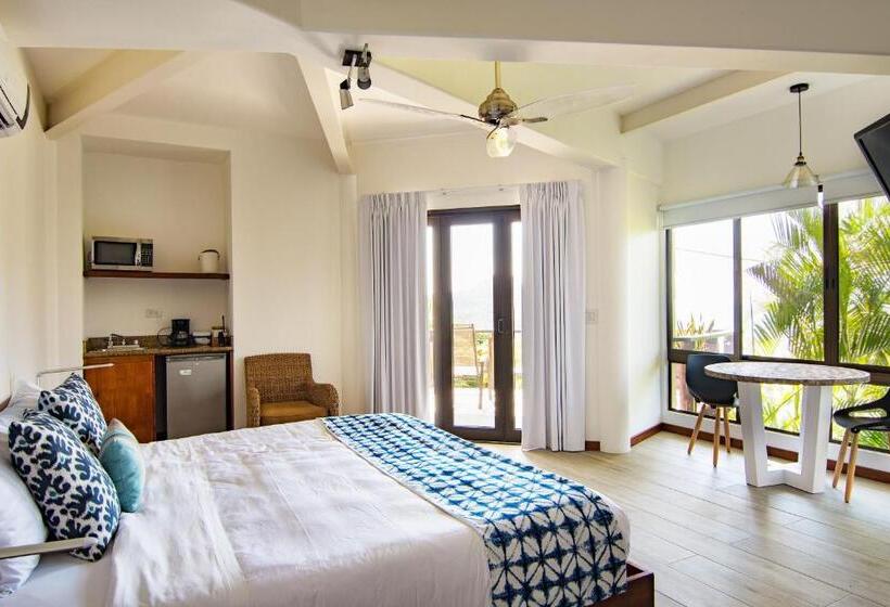 디럭스 룸, Tulemar Resort