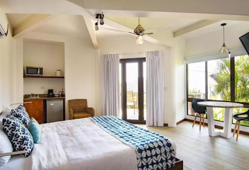 デラックスルーム, Tulemar Resort