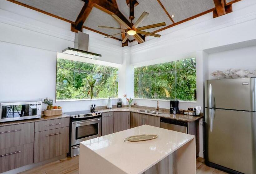 Villa met 1 Slaapkamer, Tulemar Resort