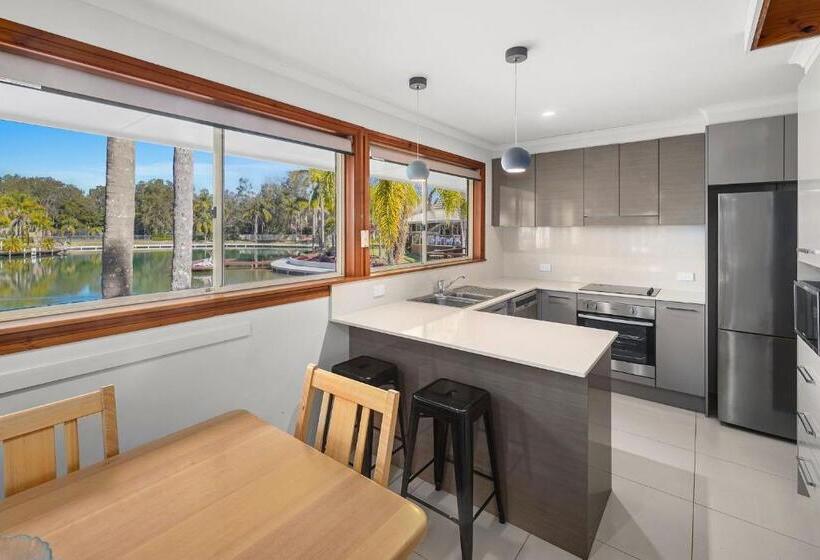 Вилла 3 Спальни, Ultiqa Village Resort