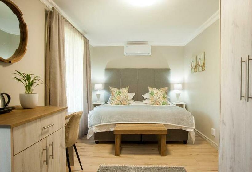 デラックスルーム, Four Palms Accommodation