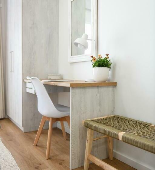 スタンダードシングルルーム, Four Palms Accommodation