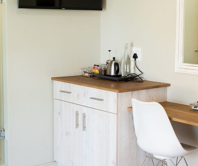 デラックスルーム, Four Palms Accommodation