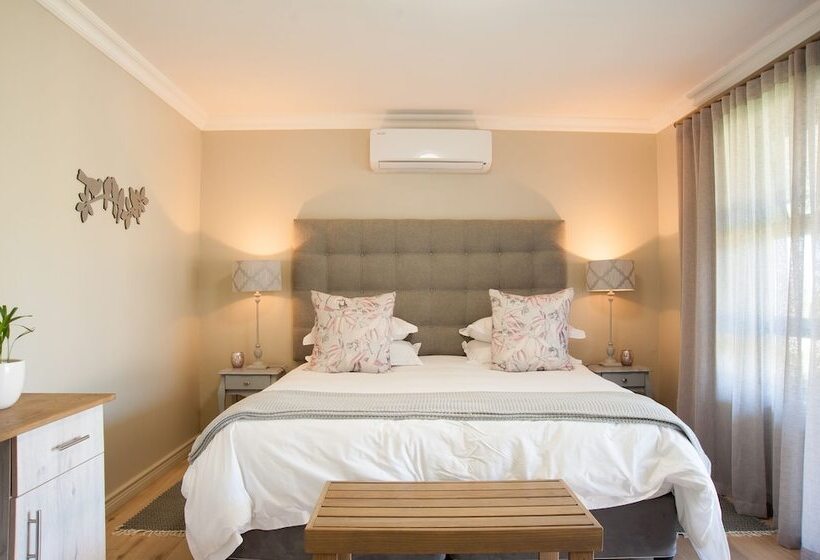 デラックスルーム, Four Palms Accommodation