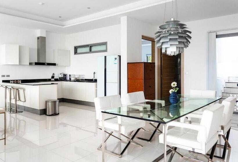 דירת פנטהאוס 3 חדרי שינה, The View Phuket By Resava
