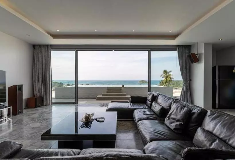 エクゼクティブスイート, The View Phuket By Resava