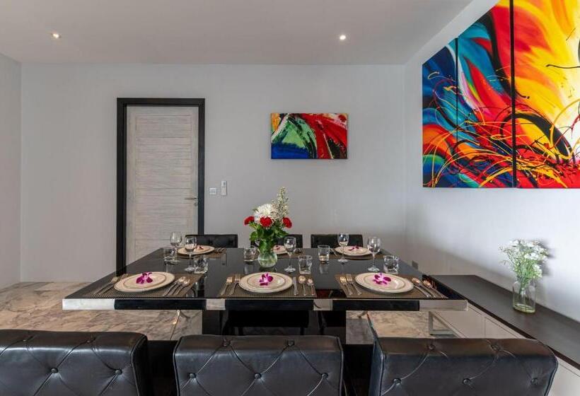 סוויטה אקזקיוטיב, The View Phuket By Resava