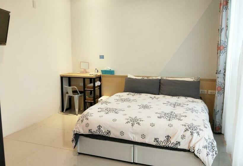 اتاق استاندارد, 充電樁 羅東雲朵朵cloud B&b免費洗衣機 烘衣機 近週三清溝 星巴克咖啡豆 國旅卡特約店